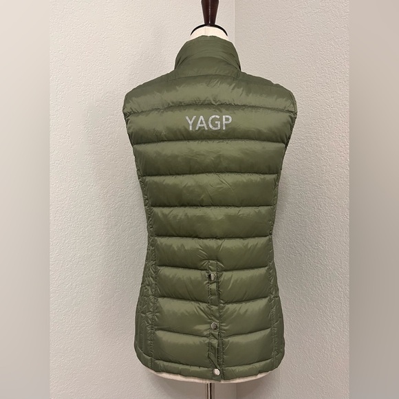 YAGP Down Vest with attached Storage Bag - Picture 4 of 7